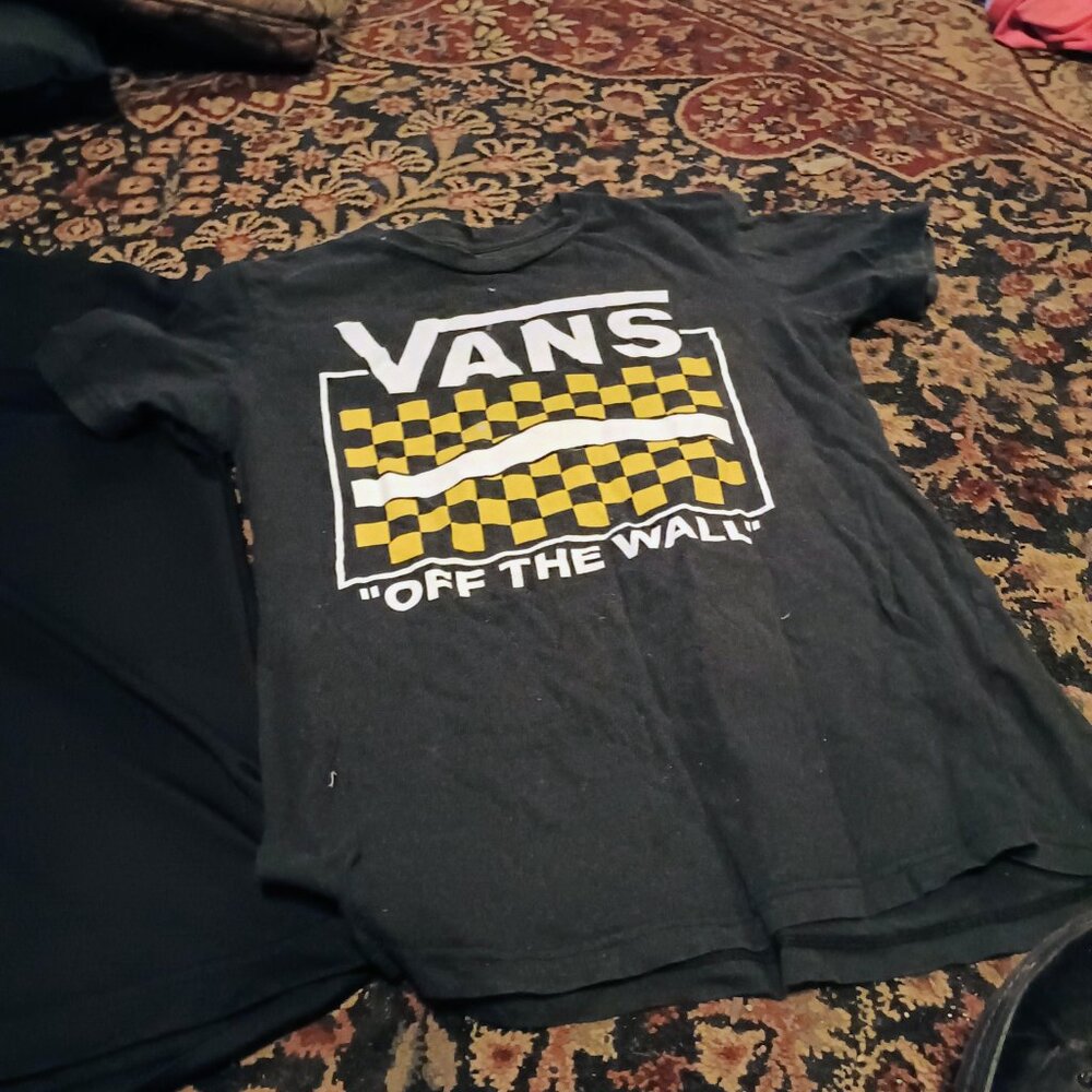 Three tshirts - Picture 2 of 3